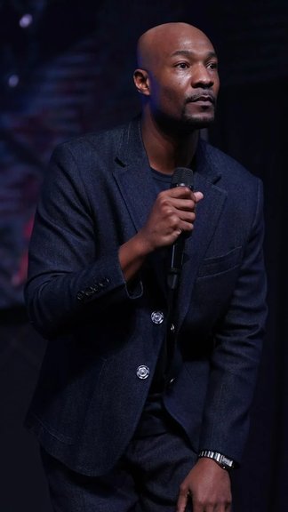 Kelo Henderson