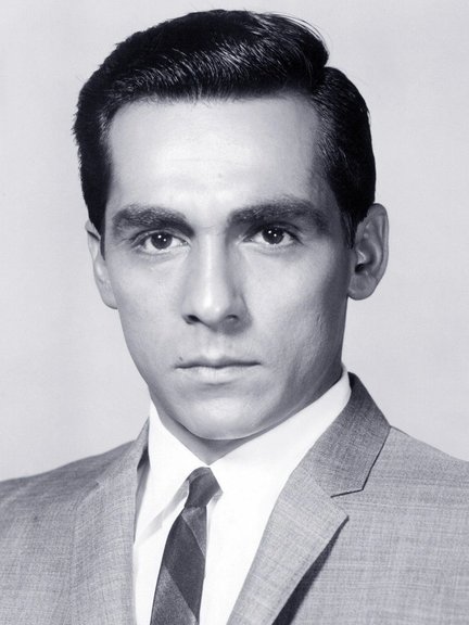 Perry Lopez