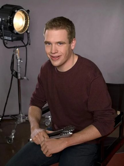 Shane Lyons