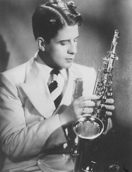 Rudy Vallée